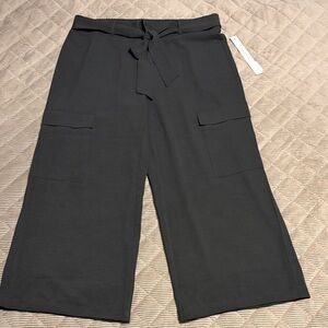 Black Wide-Leg Cargo Women’s Pants Sz L